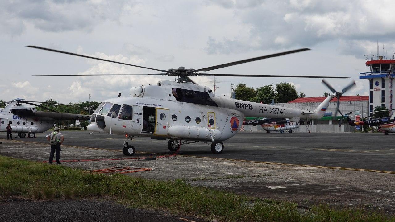 Изображение "Helicópteros de Rusia" lanzó el programa de prueba de operación Mi - 8 en Indonesia